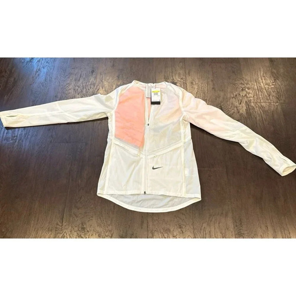 NWT Nike Storm-fit Jacket Adv Running Run Division  Whistle‎ Women’s - Picture 1 of 3